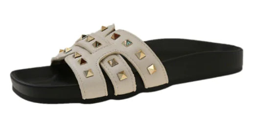 Fashion Rivet Flat Sandals for Women’s Casual Wear